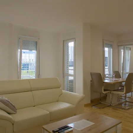 Premium Stan Novi 公寓 贝尔格莱德