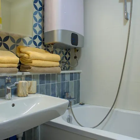 Premium Stan Novi 公寓